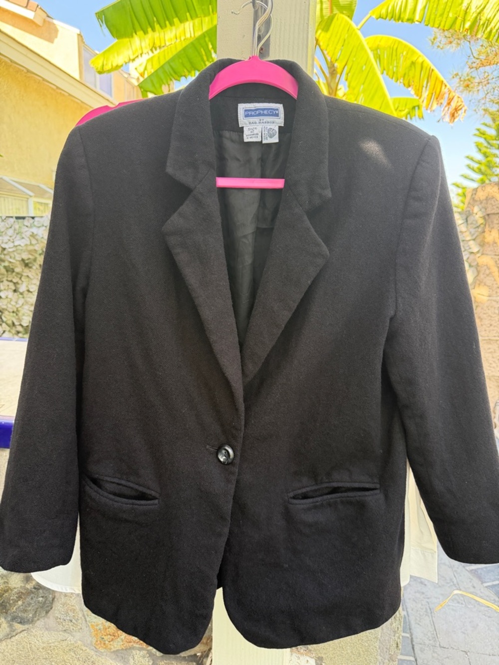 100% Wool Women's Single-Button Blazer. perf vintage look. Prophecy by Sag Habor